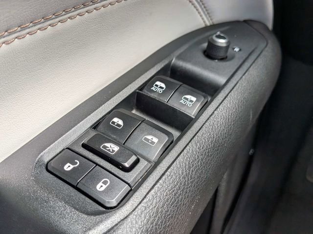 Used 2024 White Jeep Limited image 25