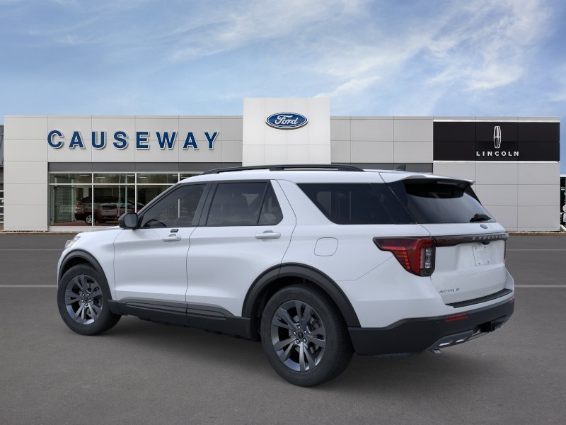 New 2026 Space White Metallic Ford Active image 4
