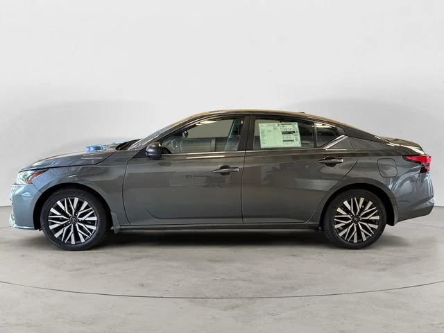 New 2026 Gray Nissan 2.5 SV image 2