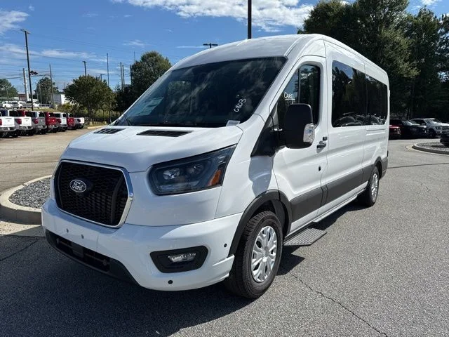 2026 Ford Transit Passenger Van XLT - Photo 5