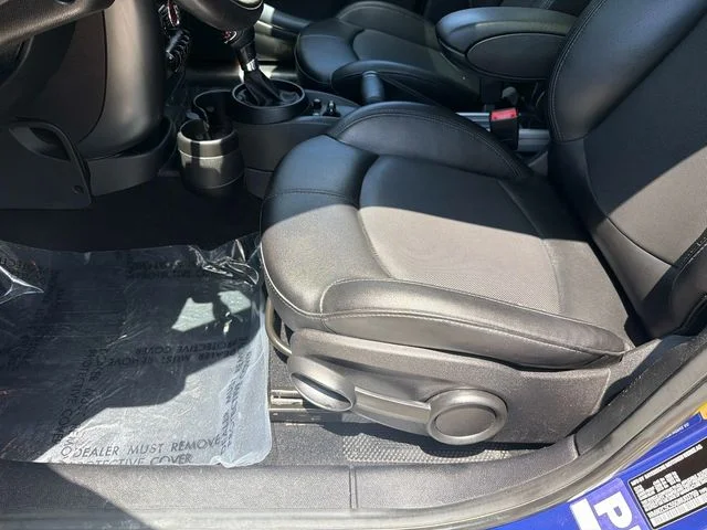 Used 2016 Blue MINI Base image 19