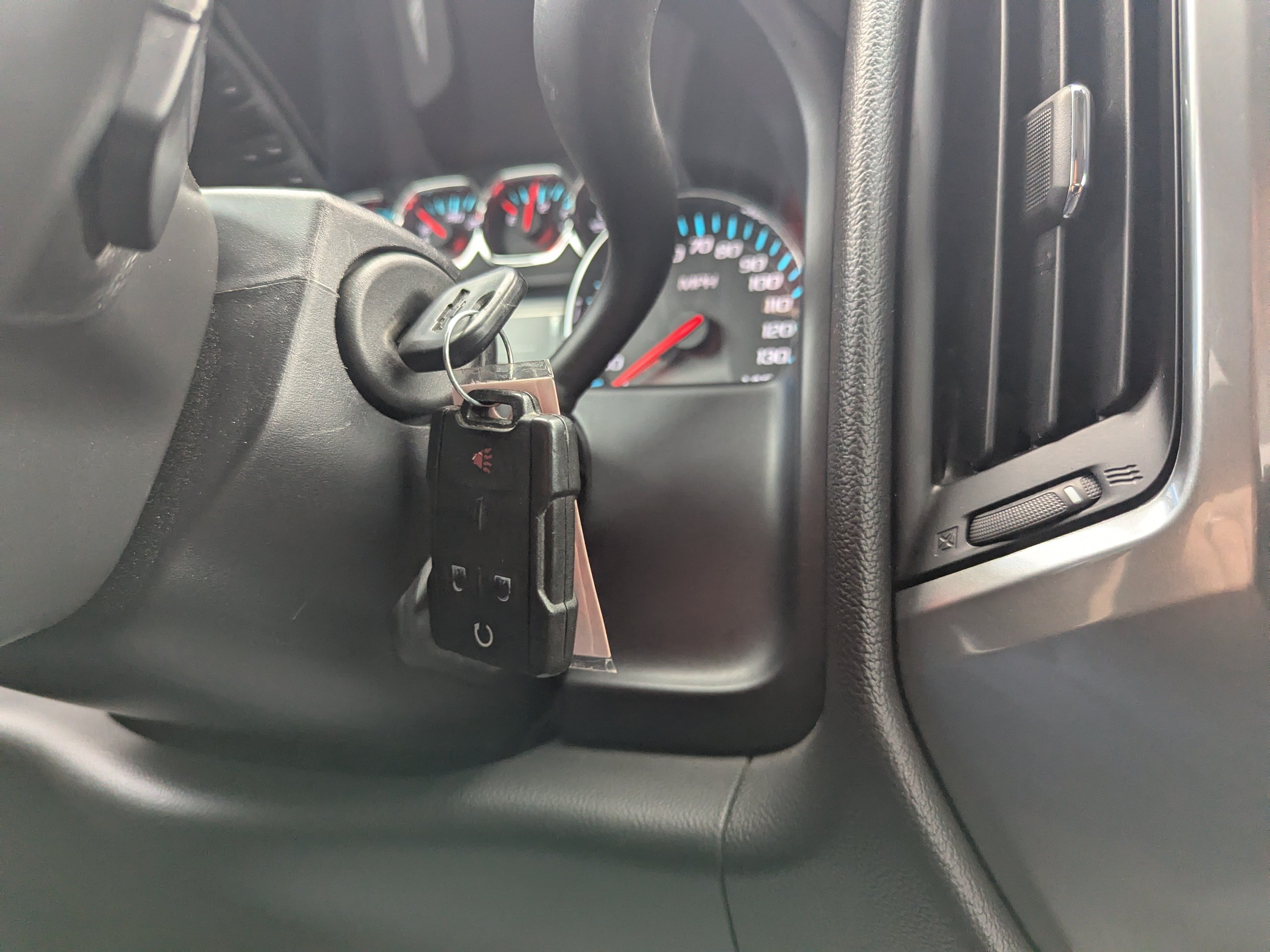 2016 Chevrolet Silverado 1500 LT - Photo 19
