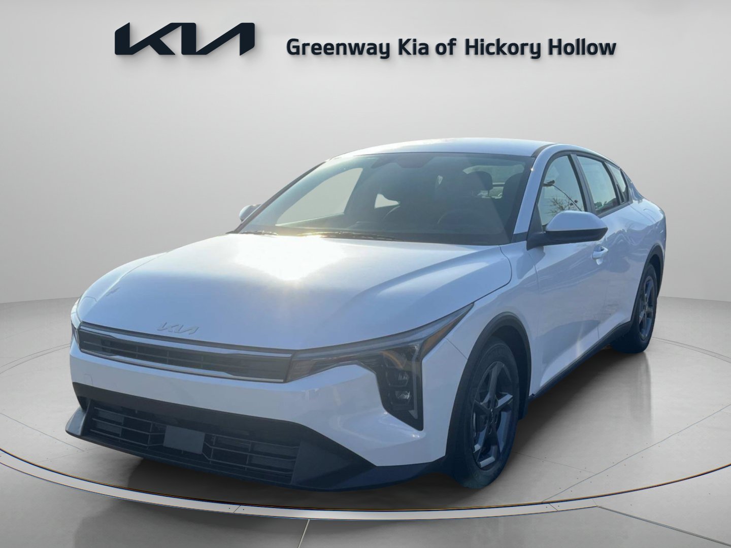 New 2026 Snow White Pearl Kia LXS image 3