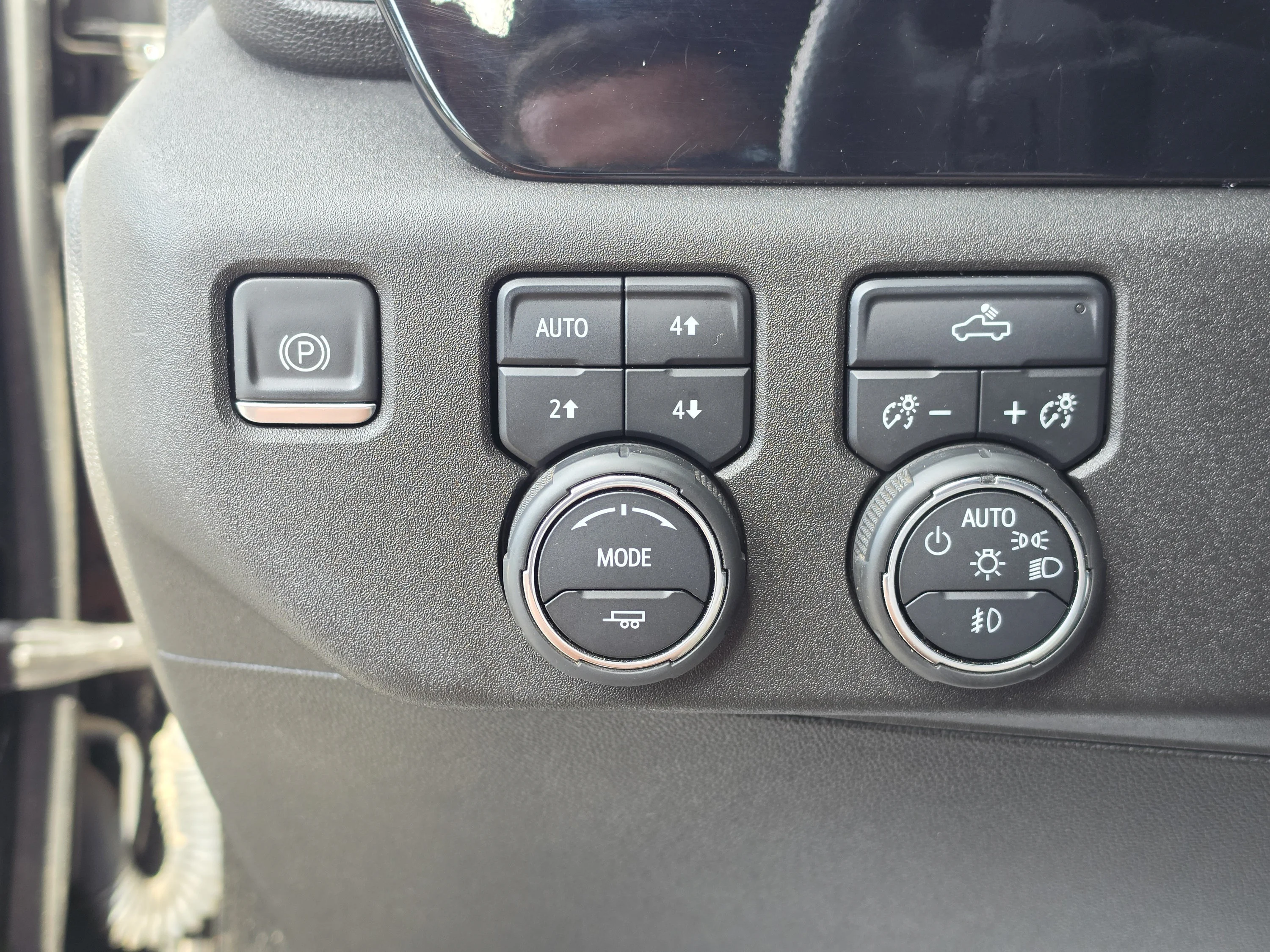 Used 2023 Black Chevrolet RST image 32