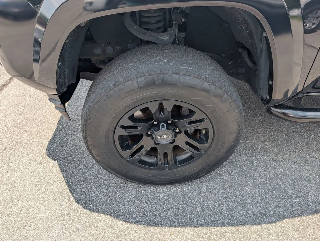 Used 2019 Black Toyota SR5 image 6