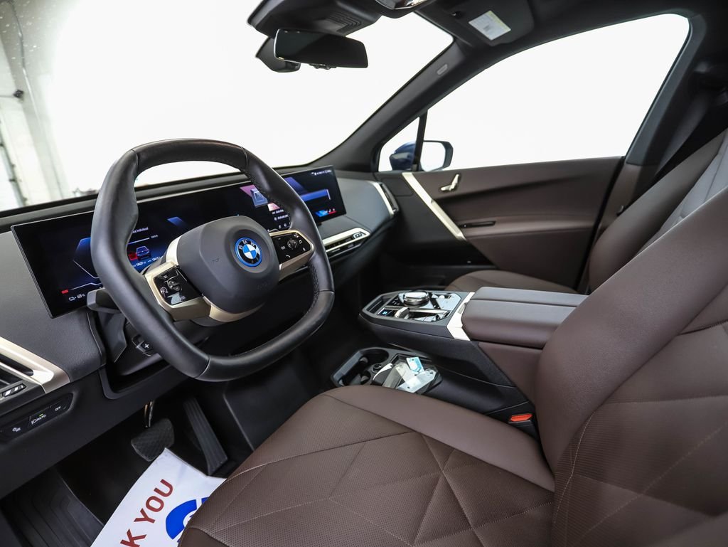 Certified Used 2024 Blue Metallic BMW xDrive50 image 10