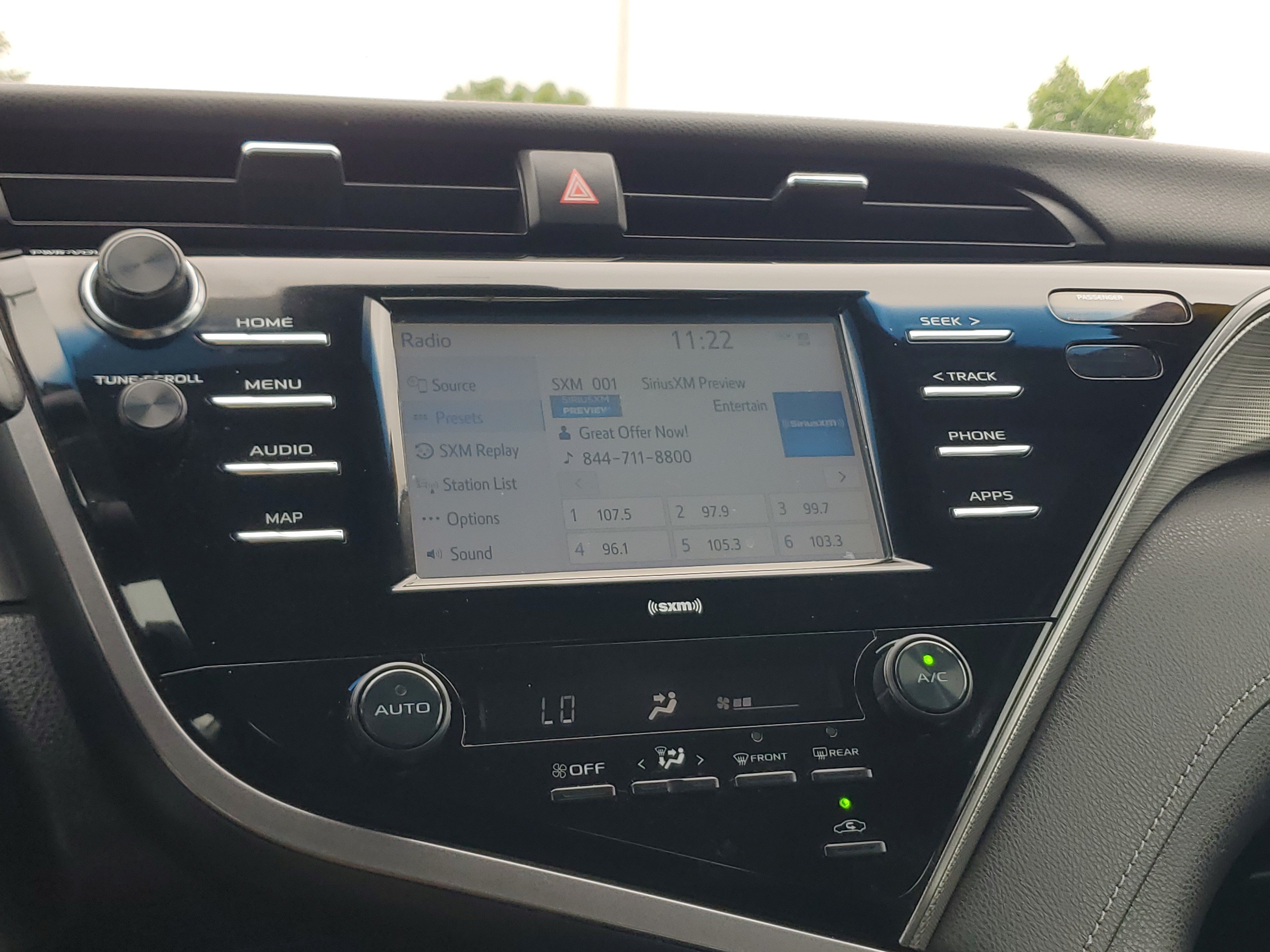 Used 2020 White Toyota SE image 21