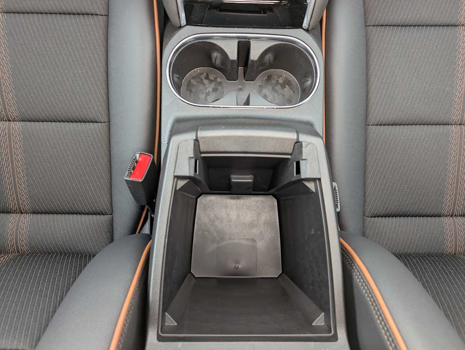 2026 GMC Canyon AT4 - Photo 15