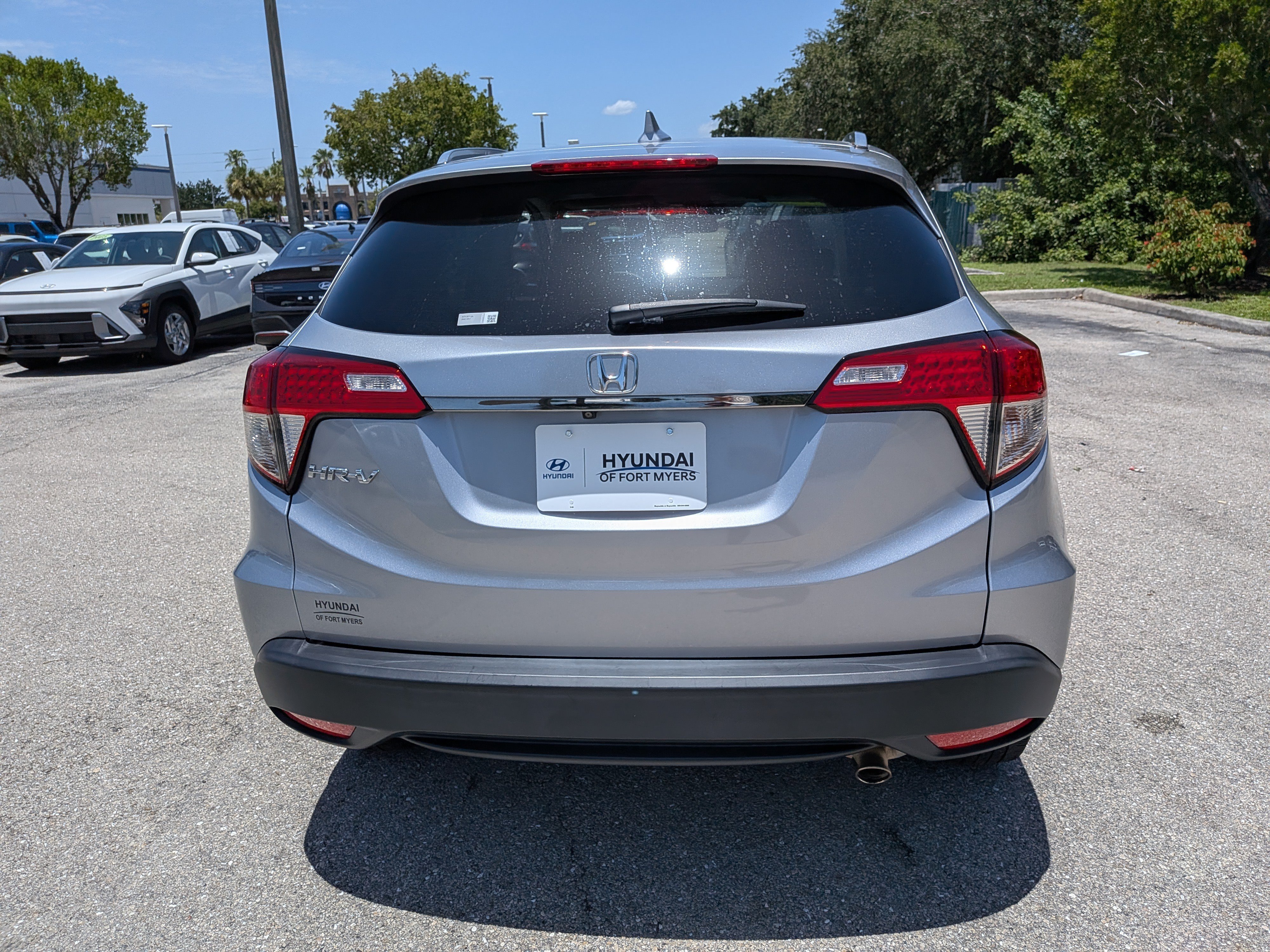 Used 2022 Lunar Silver Metallic Honda EX image 5