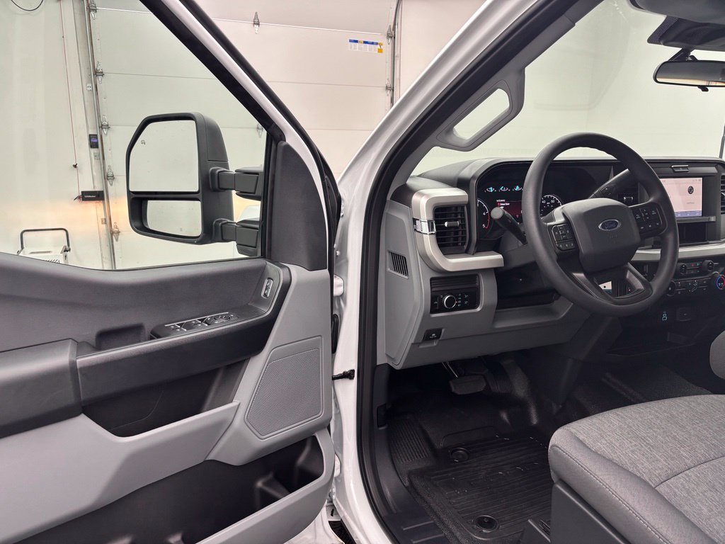 2026 Ford F-250 Super Duty XL - Photo 17