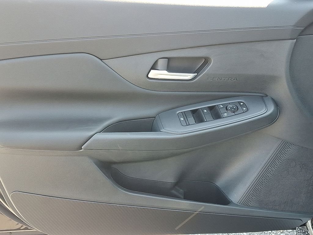 2026 Nissan Sentra — photo 8