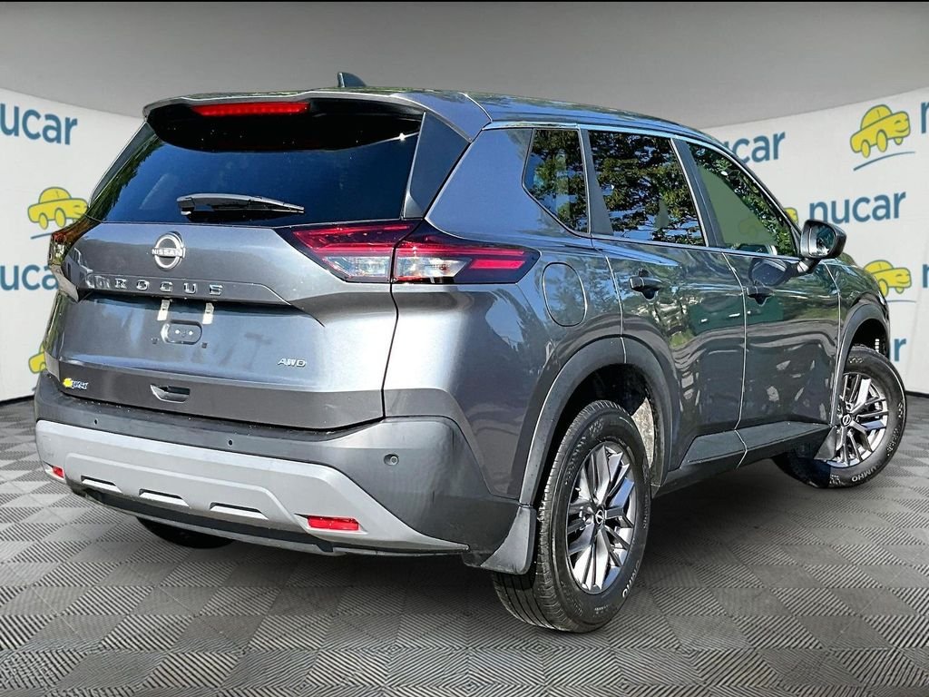 Used 2023 Gun Metallic Nissan S image 6