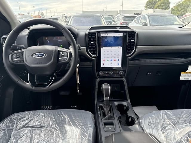 New 2025 White Ford XLT image 7