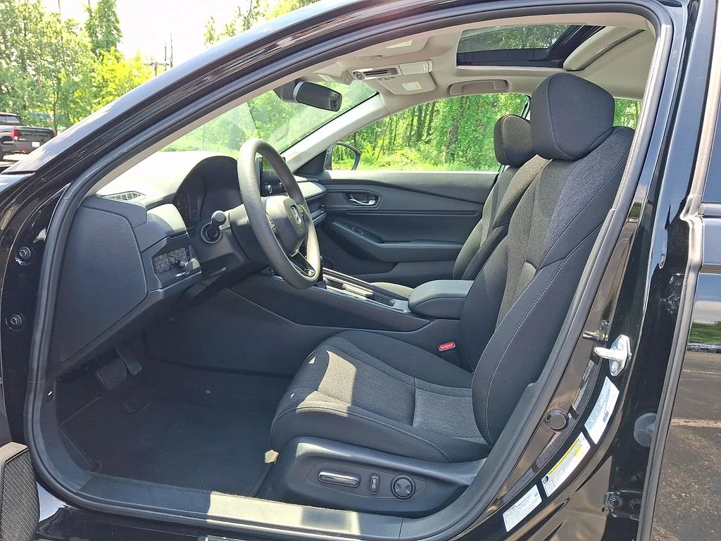 2023 Honda Accord EX - Photo 13