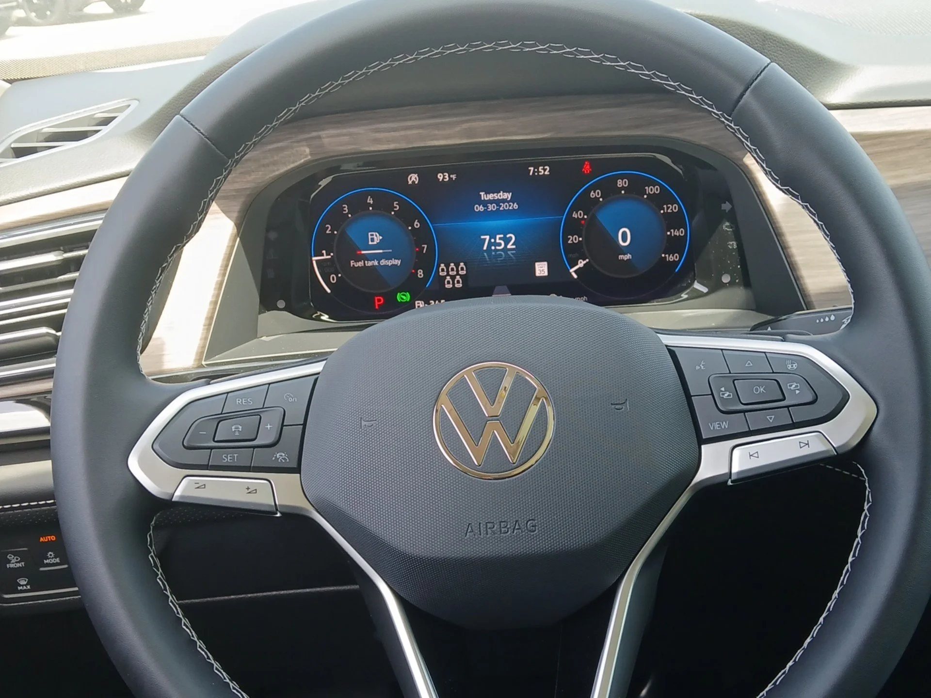 New 2026 Opal White Pearl Volkswagen 2.0T SEL image 11