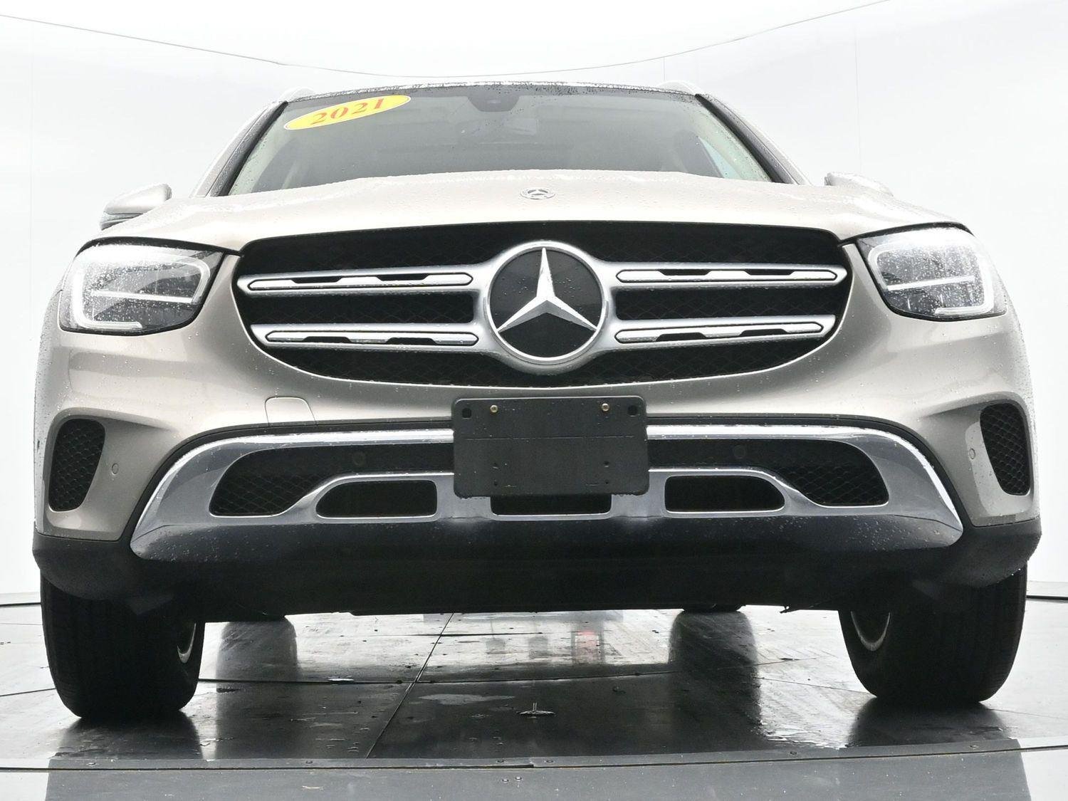Used 2021 Mojave Silver Metallic Mercedes-Benz GLC 300 image 48