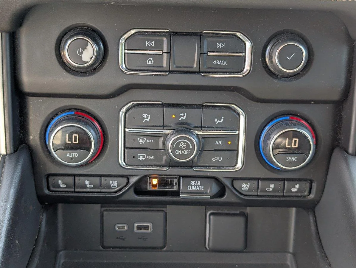 Used 2021 SATIN STEEL METALLIC Chevrolet Premier image 23