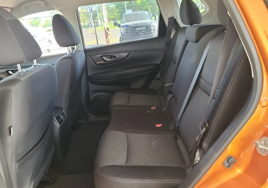 Used 2019 Orange Nissan SV image 6