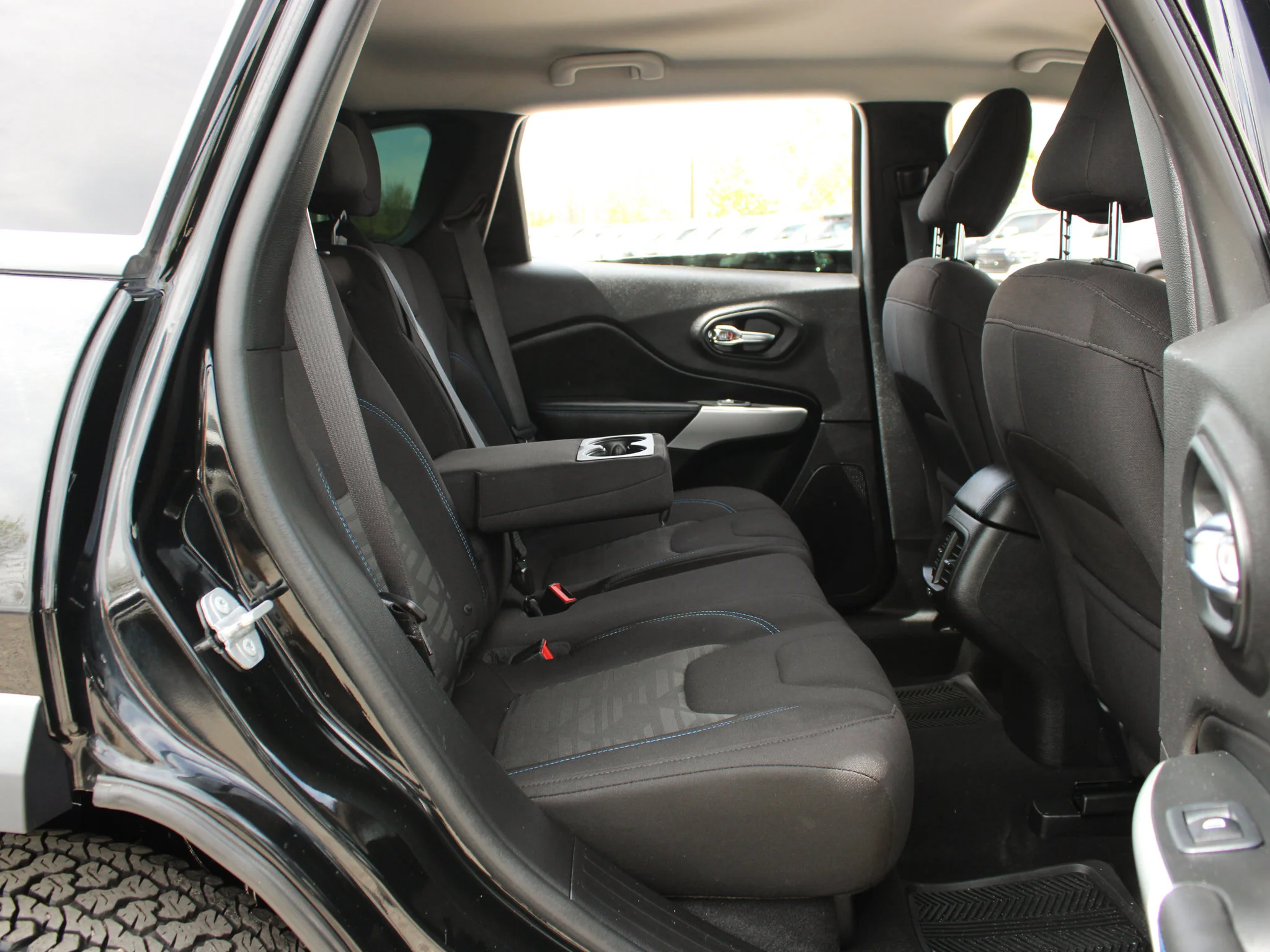Certified Used 2019 Black Jeep Upland * One Owner | V6 | Apple CarPlay | Heated Seats | Roof Rails | Backup Camera image 18
