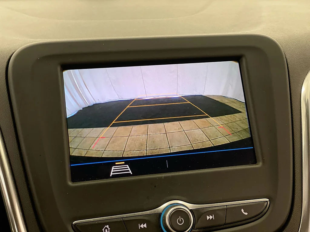 Used 2020 BLUE Chevrolet LT image 15