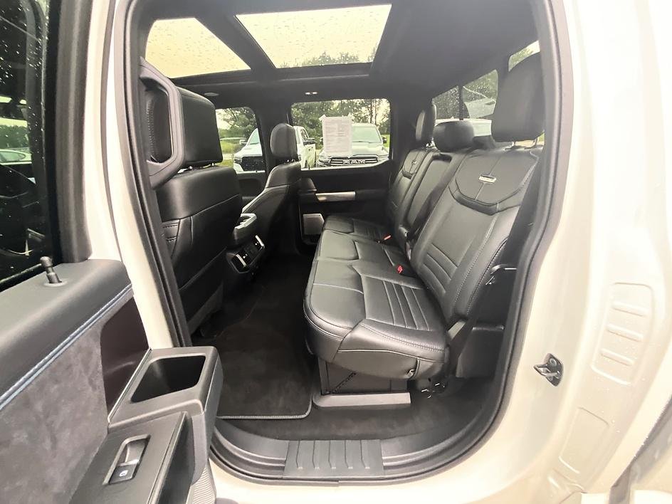 Used 2024 White Ford Platinum image 33