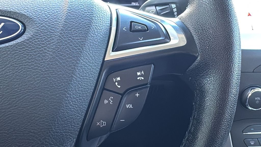 Used 2019 White Ford SEL image 13