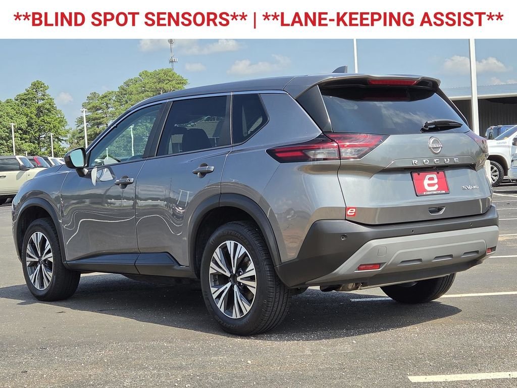 Used 2023 Gun Metallic Nissan SV image 6