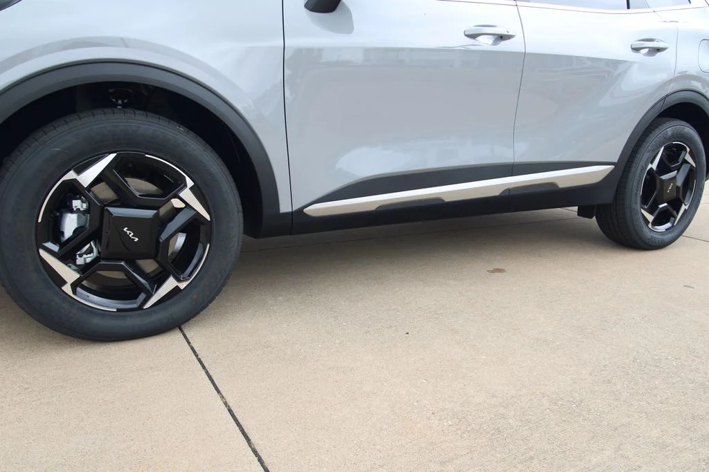 New 2026 Gray Kia EX image 10