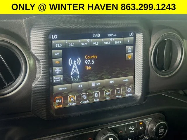 Used 2023  Jeep Sport S image 15