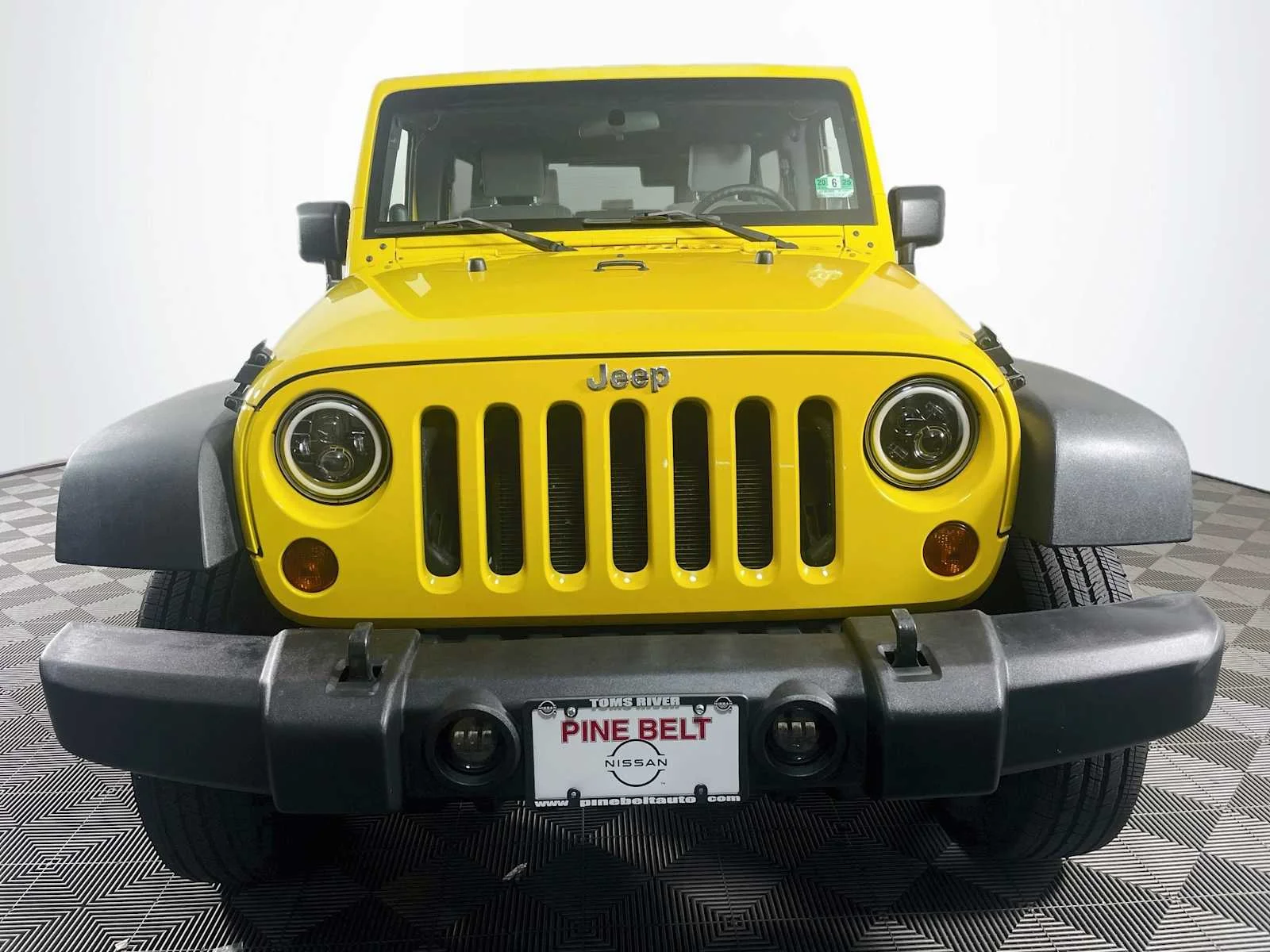 Used 2009 Detonator Yellow Jeep X image 2