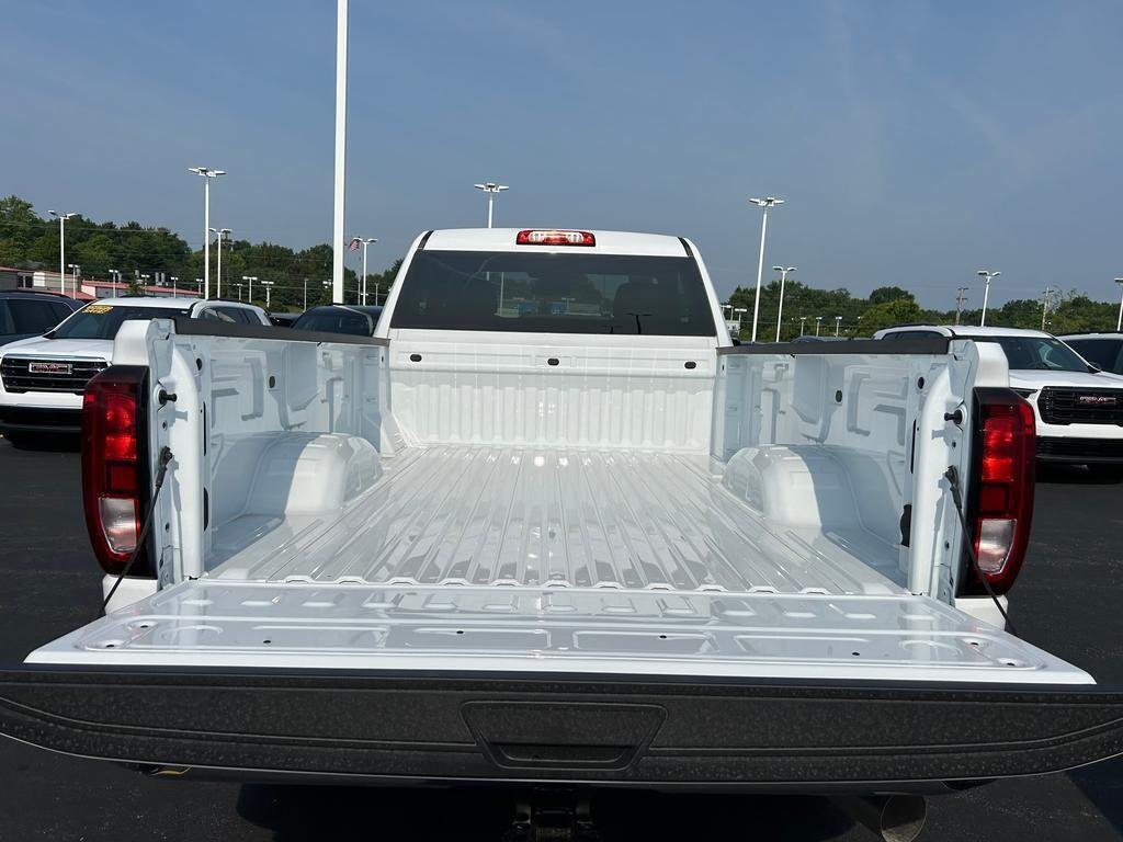 2025 GMC Sierra 2500HD Pro - Photo 16