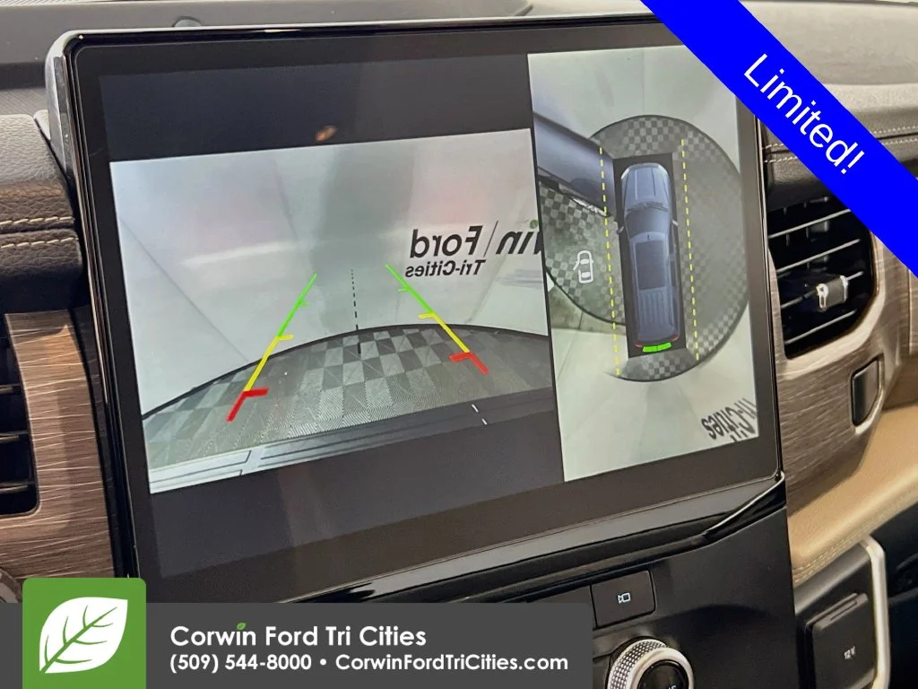 Used 2022 Blue Ford Limited image 22