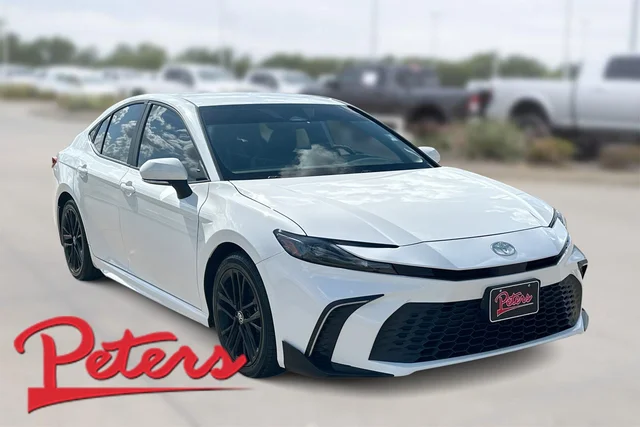 2025 Toyota Camry SE