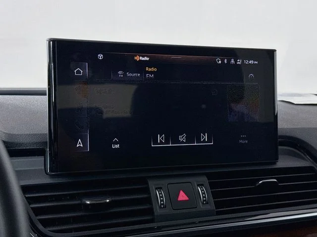 Used 2021  Audi 45 Premium image 14