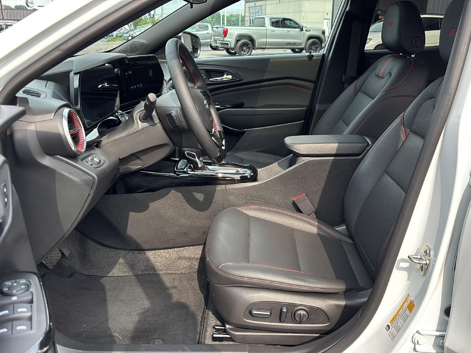 Used 2026 Summit White Chevrolet 2RS image 17