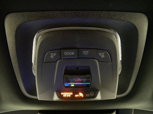 New 2026 Wind Chill Pearl Toyota SE image 22