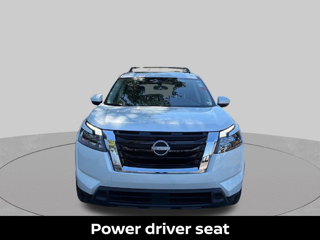 Used 2025 White Nissan SV image 10