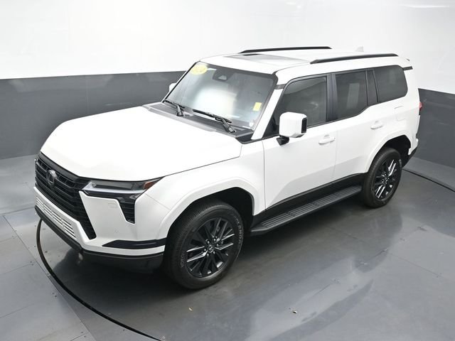 Used 2024 White Lexus 550 Premium image 60
