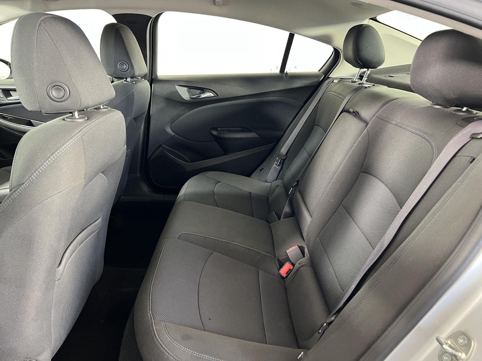 Used 2016 Silver Ice Metallic Chevrolet LT image 16