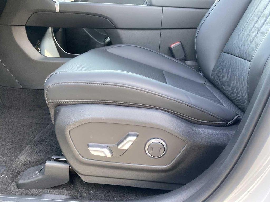 New 2026 White Hyundai SEL image 24