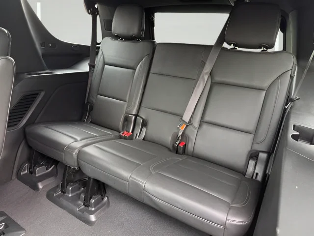 2021 Chevrolet Tahoe Z71 - Photo 12