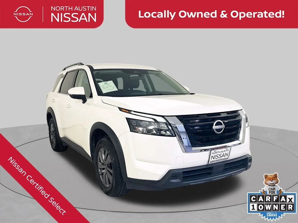 Certified Used 2024 White Nissan SV image 1