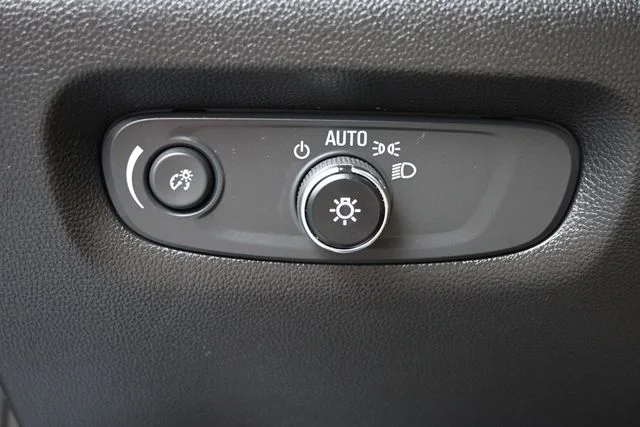 Used 2023 Gray Chevrolet LT image 34