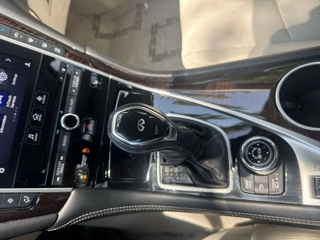 Used 2018 Blue INFINITI 3.0t LUXE image 25