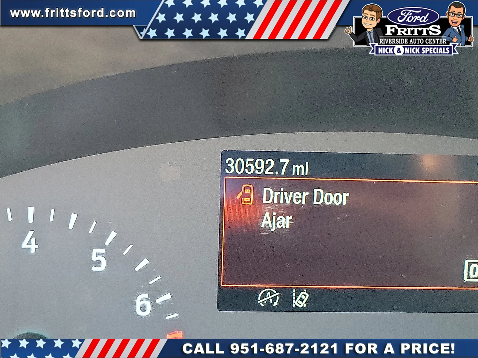 Certified Used 2022 Blue Metallic Ford SE image 2