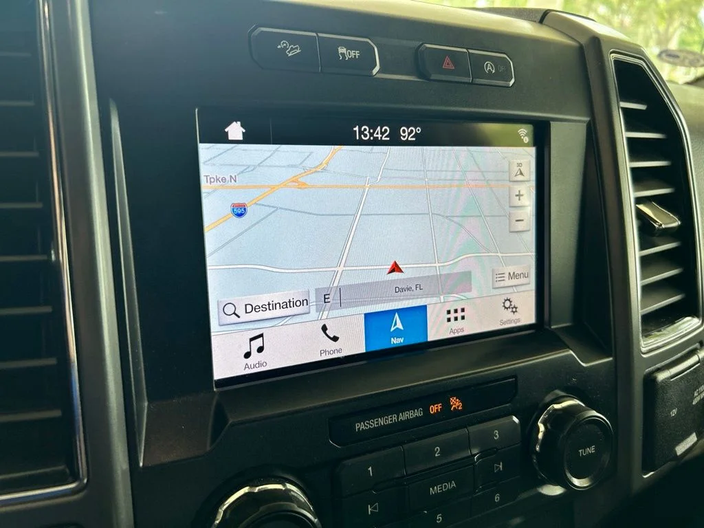 Used 2019 Black Ford XLT image 11