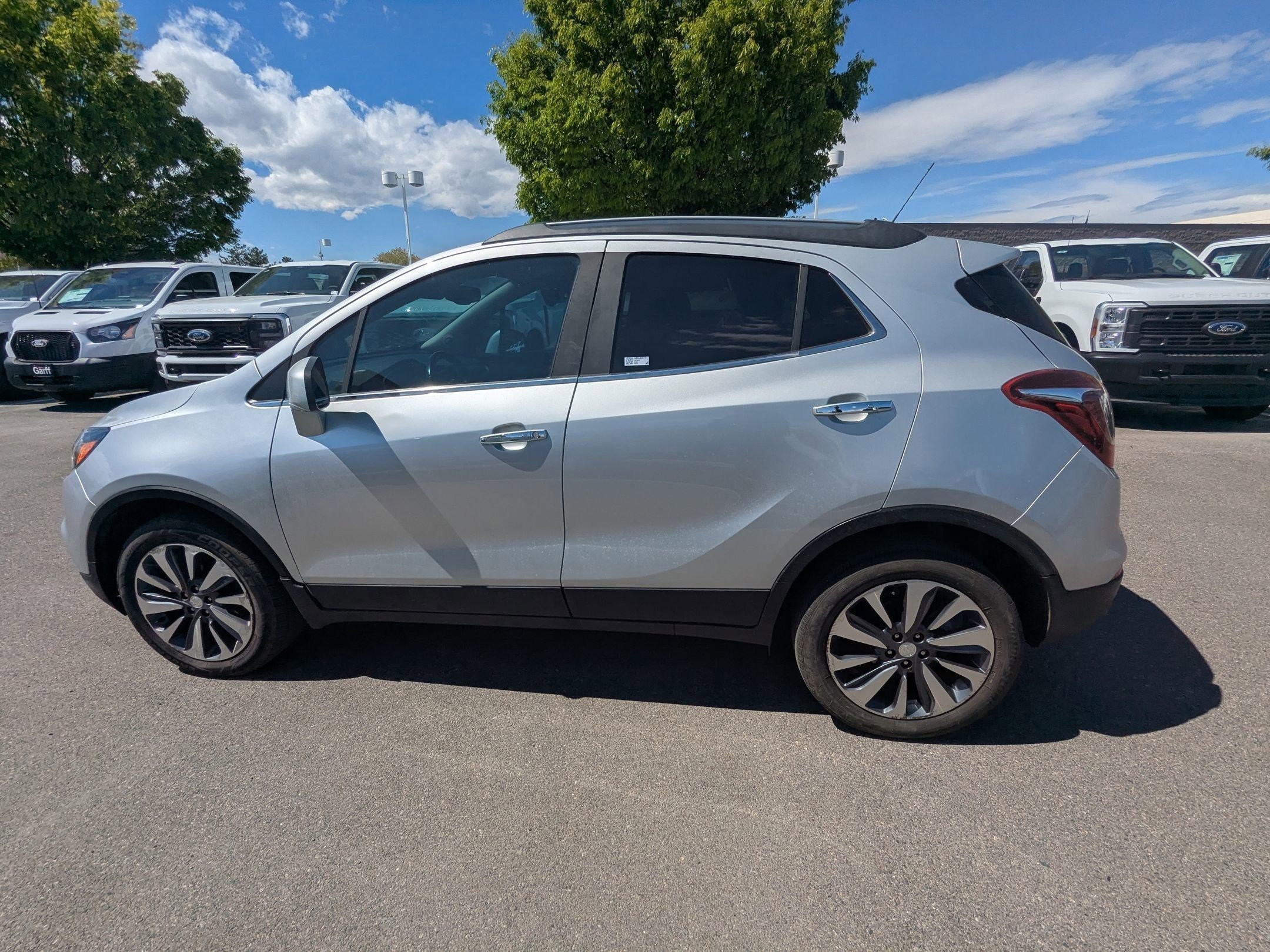 Used 2022 Quicksilver Metallic Buick Preferred image 7