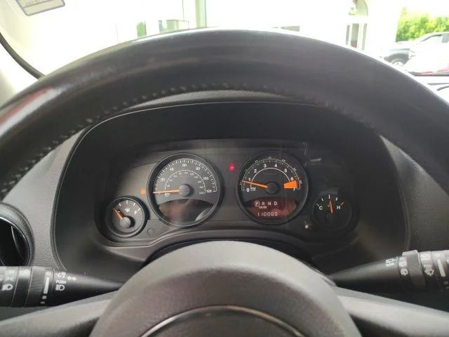 Used 2014 Red Jeep Latitude image 14