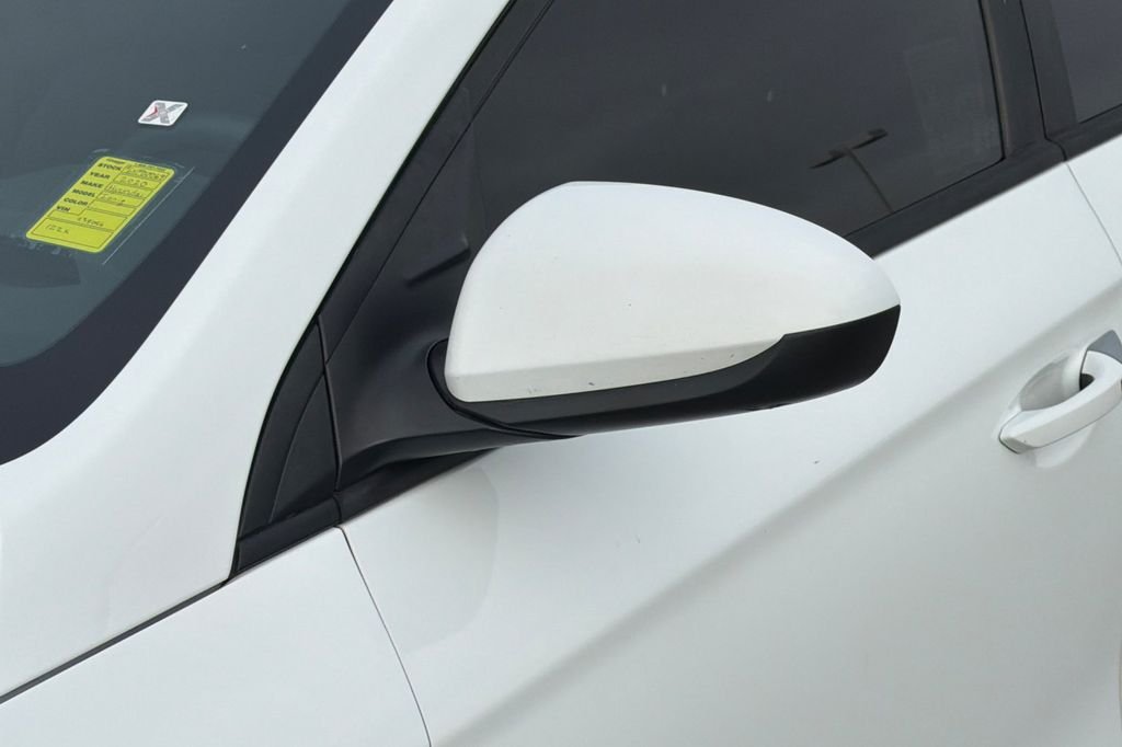 Used 2020 Ceramic White Hyundai Blue image 39