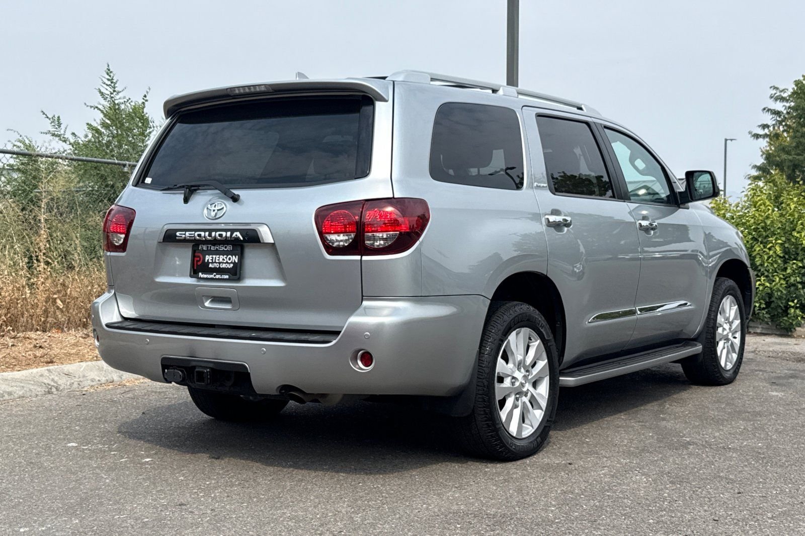 Used 2021  Toyota Platinum image 3